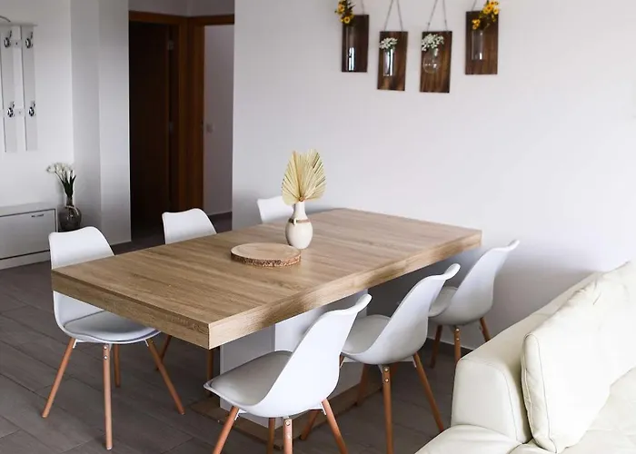 Sunset Peniche Surfcamp דירה *